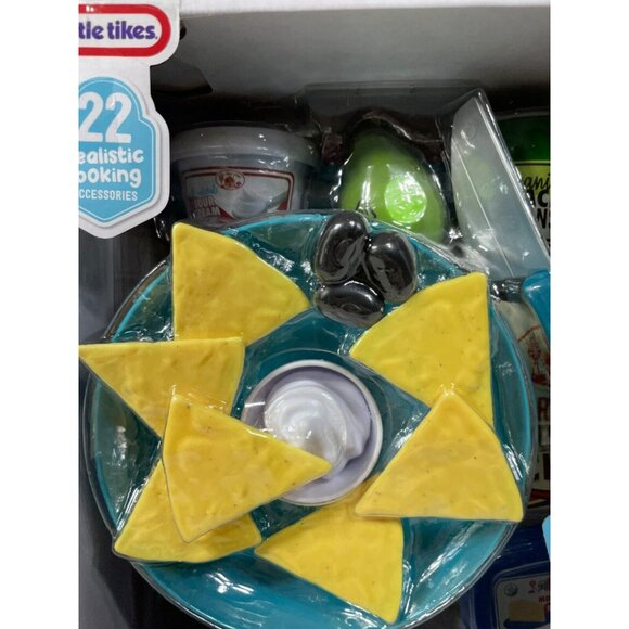 Little Tikes Creative Chefs Nacho Kit 22 Realistic Cooking Accessories 2024 - Picture 7 of 14